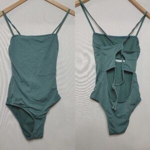 Hot Water Pine Green Ribbed One Piece Swimsuit Square Neck Strappy‎ Back Medium